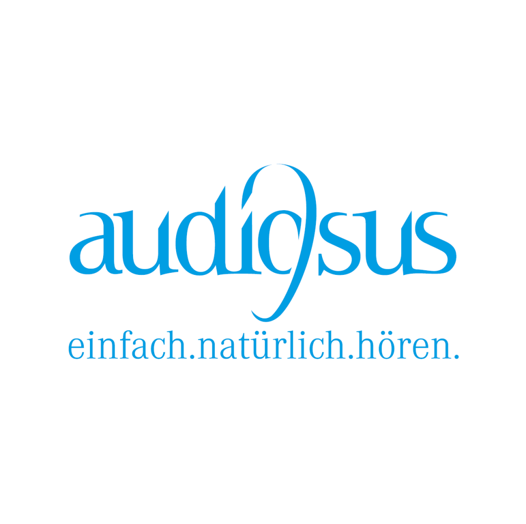 Logo "audiosus - einfach. natürlich. hören." in blauer Farbe auf weißem Grund.